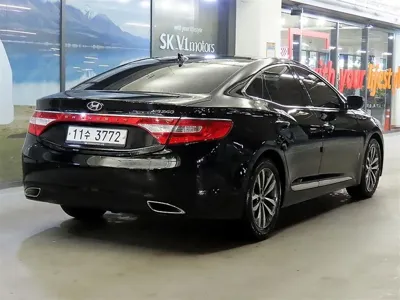 Hyundai Grandeur 2011, 151451 км, за 2593.77 USD