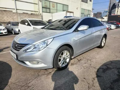 Hyundai Sonata · 2012 год