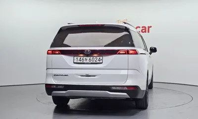 Kia Canival 2021, 132918 км, за 13653.67 USD