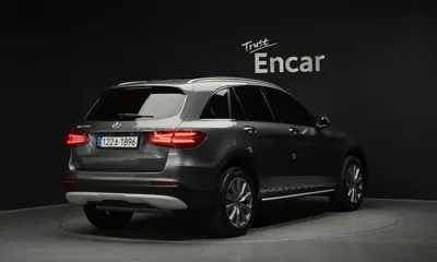 Mercedes-Benz GLC-Class 2019, 120802 км, за 12945.63 USD