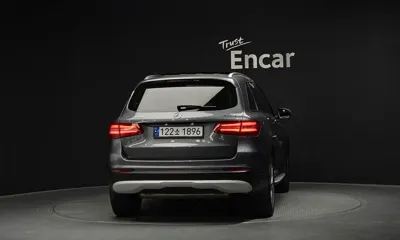Mercedes-Benz GLC-Class 2019, 120802 км, за 12945.63 USD