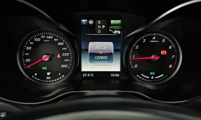 Mercedes-Benz GLC-Class 2019, 120802 км, за 12945.63 USD - фото 8
