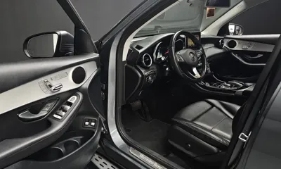 Mercedes-Benz GLC-Class 2019, 120802 км, за 12945.63 USD - фото 11