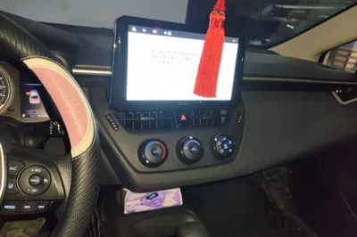 Toyota Corolla 2019, 28600 км, за 8758 USD - фото 12