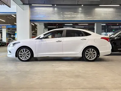 Hyundai Mistra