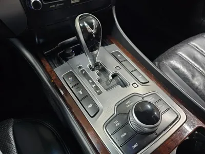 Hyundai Equus 2012, 229112 км, за 1962.72 USD - фото 16