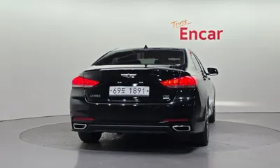 Hyundai Genesis 2015, 100137 км, за 6967.5 USD