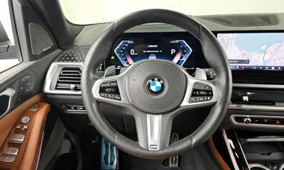 BMW X7 2024, 22943 км, за 76821.13 USD - фото 13