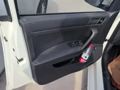 Volkswagen Santana 2018, 41600 км, за 5444.27 USD - фото 7