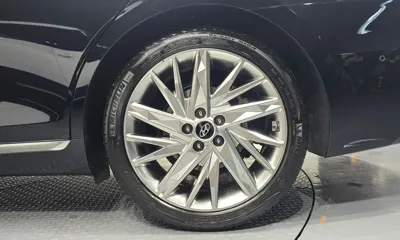 Hyundai Grandeur 2022, 52470 км, за 18566.79 USD - фото 21
