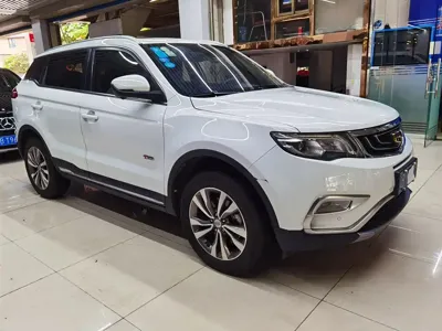 Geely Boyue 2016, 83000 км, за 3649.13 USD