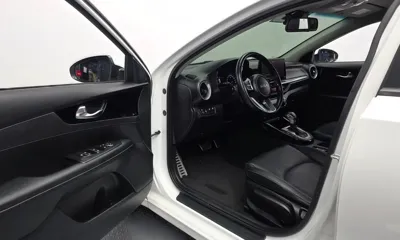 Kia K3 2023, 37517 км, за 15547.76 USD - фото 10