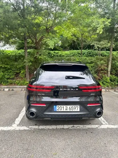 Genesis GV70 2023, 33032 км, за 23627.16 USD