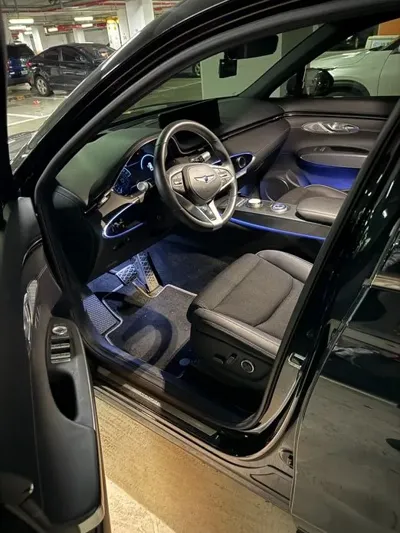 Genesis GV70 2023, 33032 км, за 23627.16 USD
