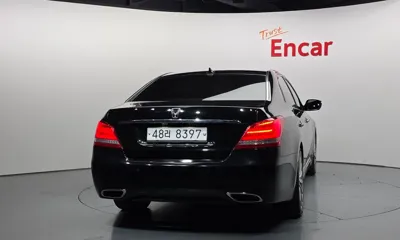 Hyundai Equus 2015, 249832 км, за 4529.34 USD
