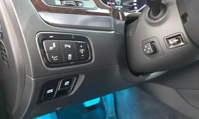 Hyundai Equus 2015, 249832 км, за 4529.34 USD - фото 13