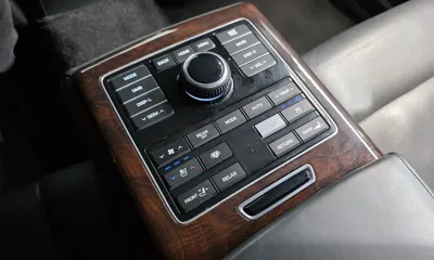 Hyundai Equus 2015, 249832 км, за 4529.34 USD - фото 18