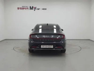 Hyundai Sonata 2022, 118992 км, за 8704.15 USD