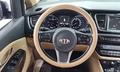 Kia Canival 2016, 171526 км, за 8196.73 USD - фото 13