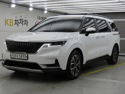 Kia Canival · 2022 год