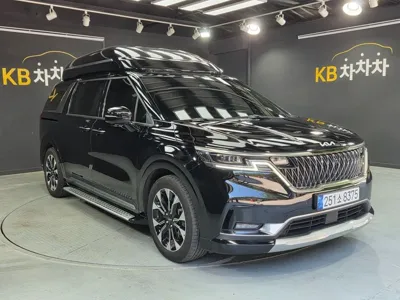 Kia Canival · 2023 год