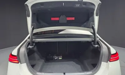BMW 5-Series 2026, 4052 км, за 52154.98 USD - фото 20
