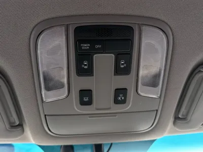 Kia Canival 2016, 245201 км, за 3120.33 USD - фото 15