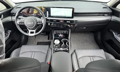 Kia K5 2025, 14632 км, за 24071.67 USD - фото 7
