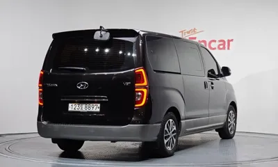 Hyundai Starex 2019, 109361 км, за 12552.89 USD