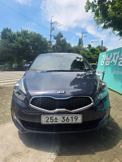 Kia Carens 2016, 112554 км, за 4886 USD