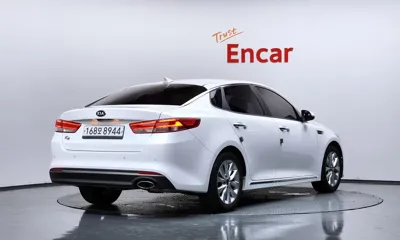 Kia K5 2016, 157961 км, за 4791.91 USD