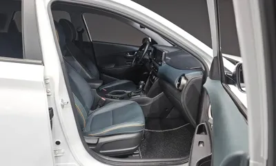 Hyundai Kona 2018, 47964 км, за 10353.58 USD - фото 12