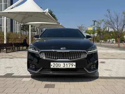 Kia K7 2017, 104500 км, за 7155.05 USD
