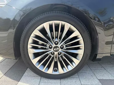 Kia K7 2017, 104500 км, за 7155.05 USD