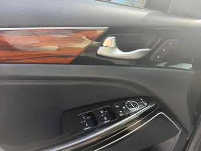 Kia K7 2017, 104500 км, за 7155.05 USD - фото 16