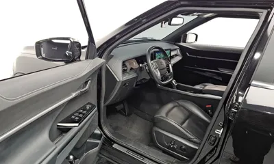 KG_Mobility_Ssangyong Torres 2023, 22493 км, за 15562.9 USD - фото 11