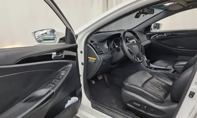 Hyundai Sonata 2011, 211847 км, за 1693.04 USD - фото 10