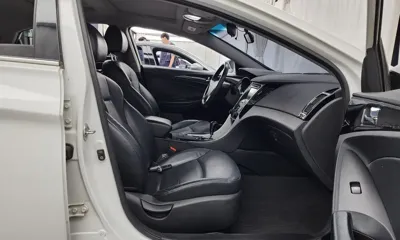 Hyundai Sonata 2011, 211847 км, за 1693.04 USD - фото 11