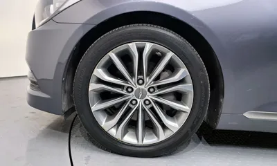 Hyundai Genesis 2016, 105272 км, за 7730.43 USD