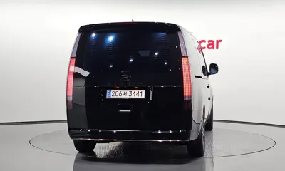 Hyundai Staria 2025, 29746 км, за 26665.39 USD