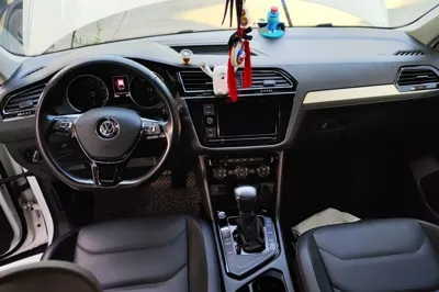 Volkswagen Tiguan L 2019, 48900 км, за 12348 USD - фото 10