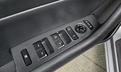 Hyundai Sonata 2015, 134086 км, за 3776.78 USD - фото 13