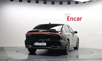 Hyundai Grandeur 2023, 36342 км, за 16807.83 USD