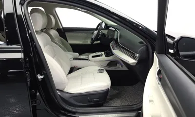 Hyundai Grandeur 2023, 36342 км, за 16807.83 USD - фото 26