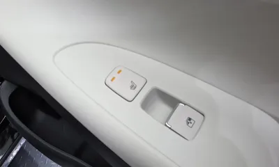 Hyundai Grandeur 2023, 36342 км, за 16807.83 USD - фото 32