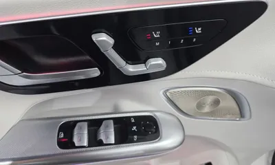 Mercedes-Benz EQE 2023, 57651 км, за 36335.21 USD - фото 29