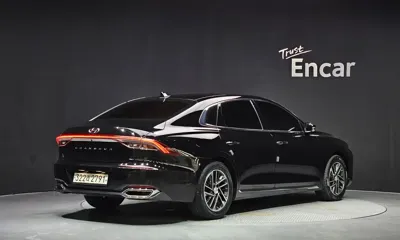 Hyundai Grandeur 2022, 39714 км, за 15077.99 USD