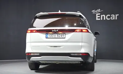 Kia Canival 2022, 52772 км, за 15827.8 USD