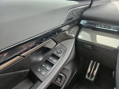 BMW i5 2024, 61000 км, за 42605.46 USD - фото 15
