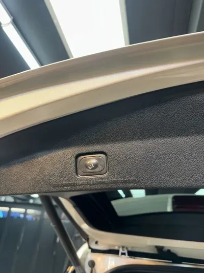 Ford Explorer 2017, 92431 км, за 9035.95 USD - фото 9